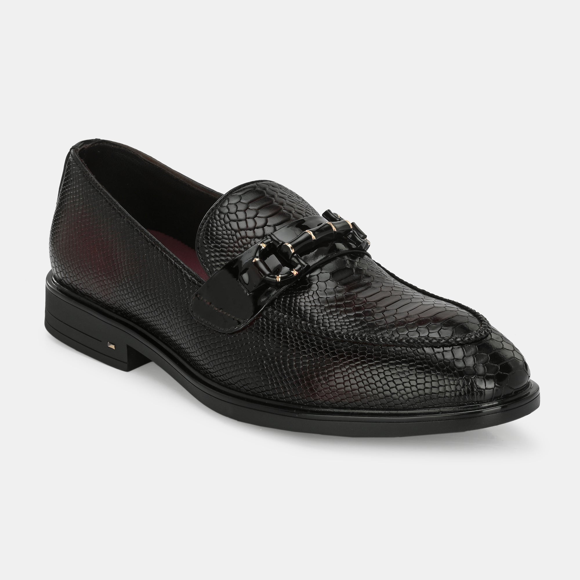 Cherry Textured Buckled Loafers By Lafattio
