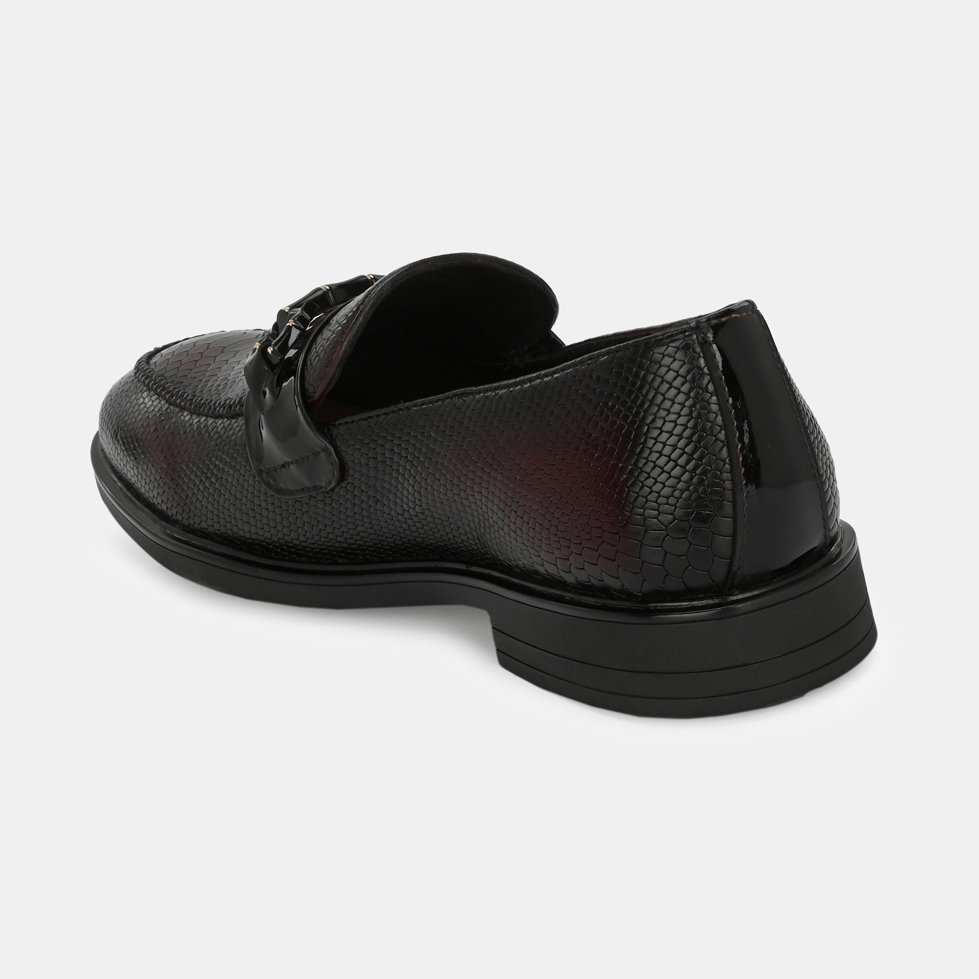 Cherry Textured Buckled Loafers By Lafattio