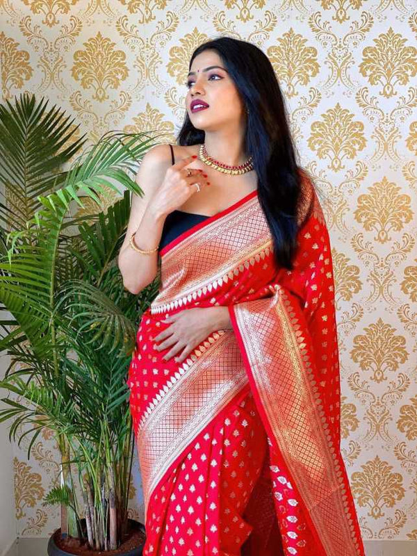 Gratifying Red Soft Banarasi Silk Saree With Glowing Blouse Piece