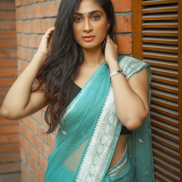 Blissful Firozi Soft Silk Saree With Brood Blouse Piece - Shop authentic Indian Women's Fashion by Silk Folks