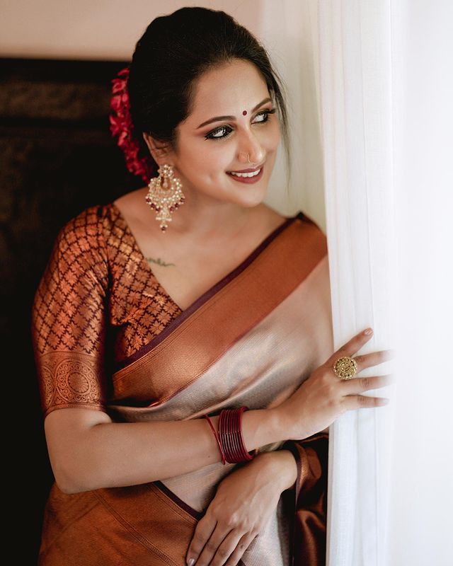 Traditional Beige Soft Silk Saree with Lissome Blouse Piece - Shop authentic Indian Women's Fashion by Silk Folks