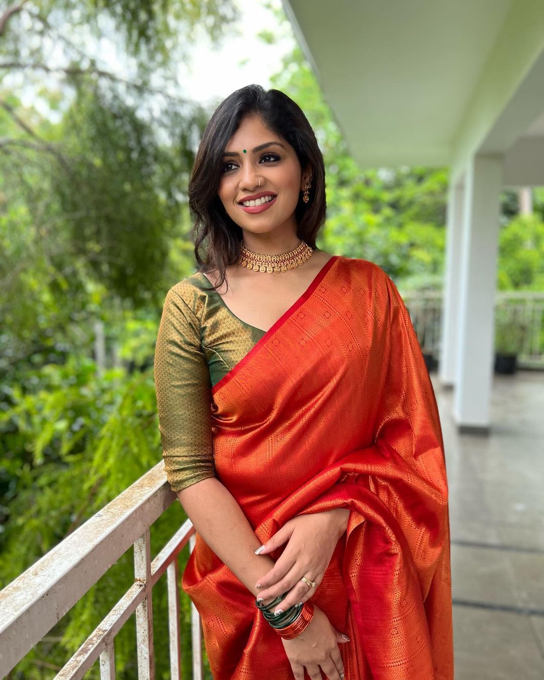 Moiety Red Soft Silk Saree With Murmurous Blouse Piece - Shop authentic Indian Women's Fashion by Silk Folks