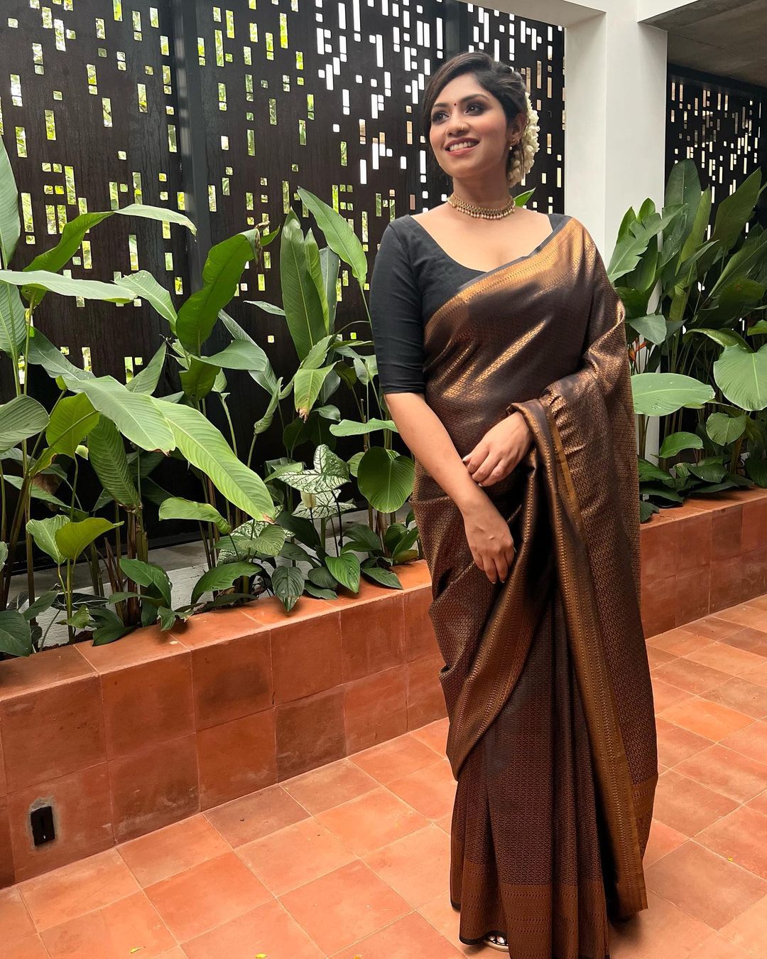 Lovely Black Soft Banarasi Silk Saree With Elaborate Blouse Piece - Shop authentic Indian Women's Fashion by Silk Folks