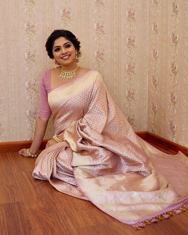 Excellent Baby Pink Soft Silk Saree With Effervescent Blouse Piece - Shop authentic Indian Women's Fashion by Silk Folks
