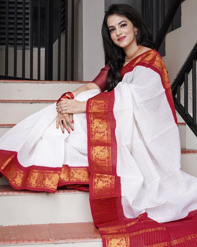 Adorable Off White Soft Banarasi Silk Saree With Majesty Blouse Piece - Shop authentic Indian Women's Fashion by Silk Folks