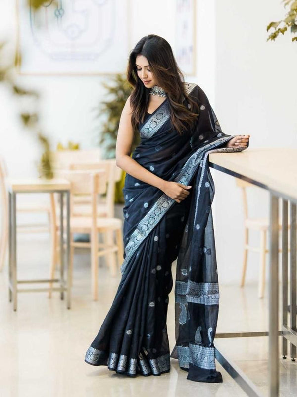 Arresting Black Soft Silk Saree With Artistic Blouse Piece - Shop authentic Indian Women's Fashion by Silk Folks