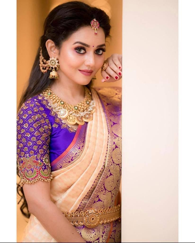 Groovy Peach Soft Silk Saree With Angelic Blouse Piece - Shop authentic Indian Women's Fashion by Silk Folks