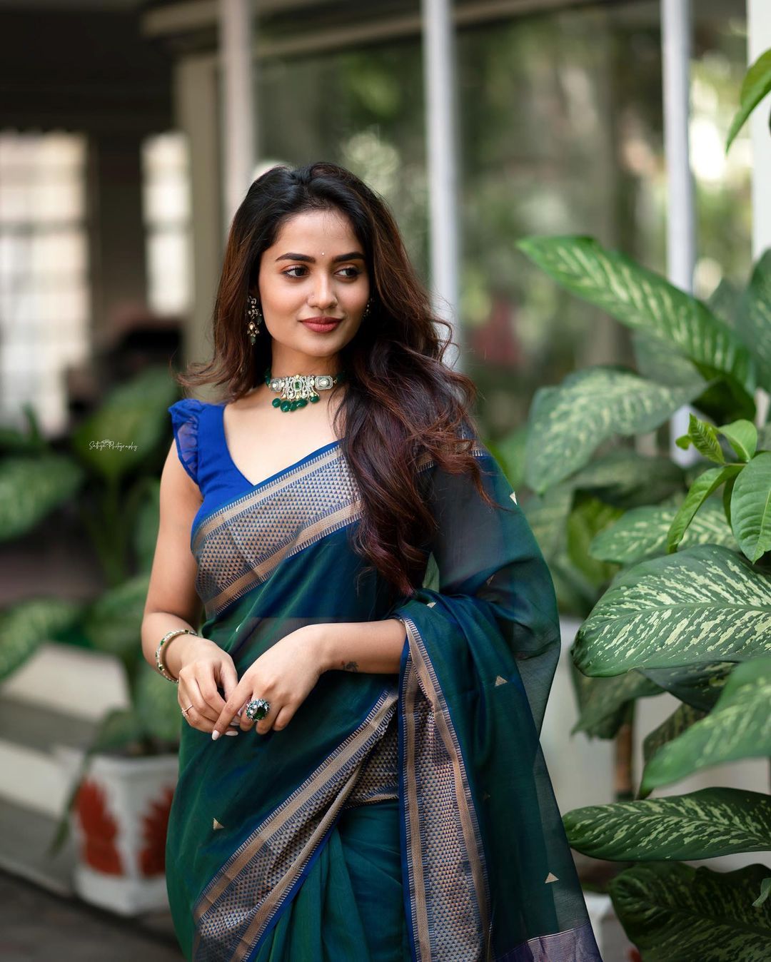 Outstanding Rama Soft Silk Saree With Snazzy Blouse Piece - Shop authentic Indian Women's Fashion by Silk Folks