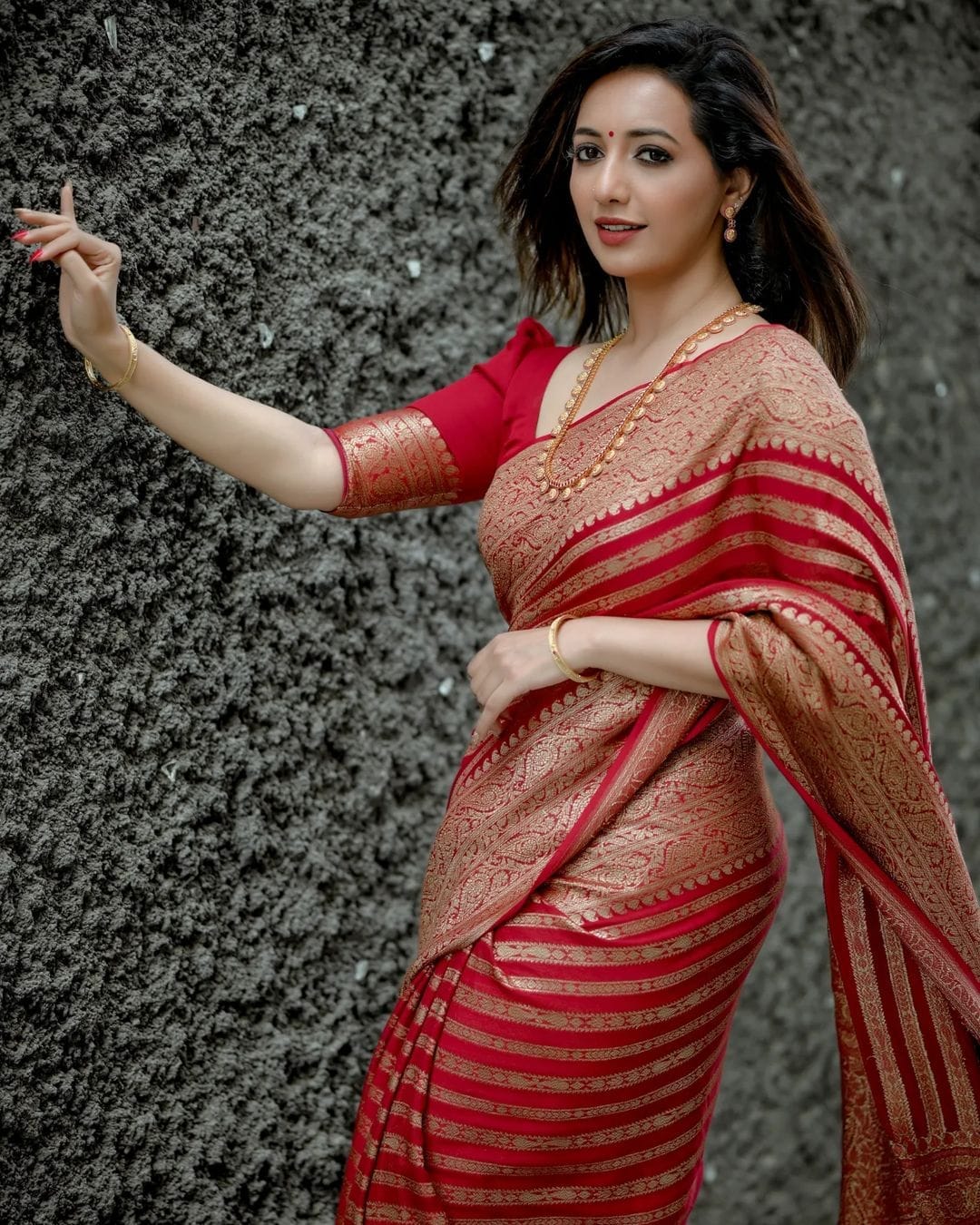 Intricate Red Soft Silk Saree With Capricious Blouse Piece - Shop authentic Indian Women's Fashion by Silk Folks