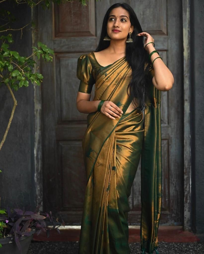 Luxuriant Dark Green Soft Silk Saree With Comely Blouse Piece - Shop authentic Indian Women's Fashion by Silk Folks