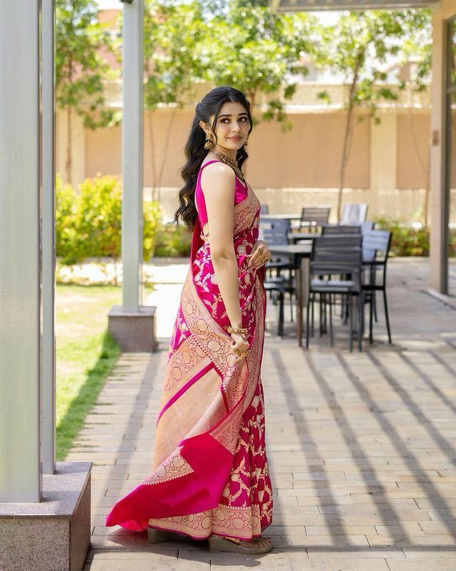 Alluring Dark Pink Soft Silk Saree With Gratifying Blouse Piece - Shop authentic Indian Women's Fashion by Silk Folks