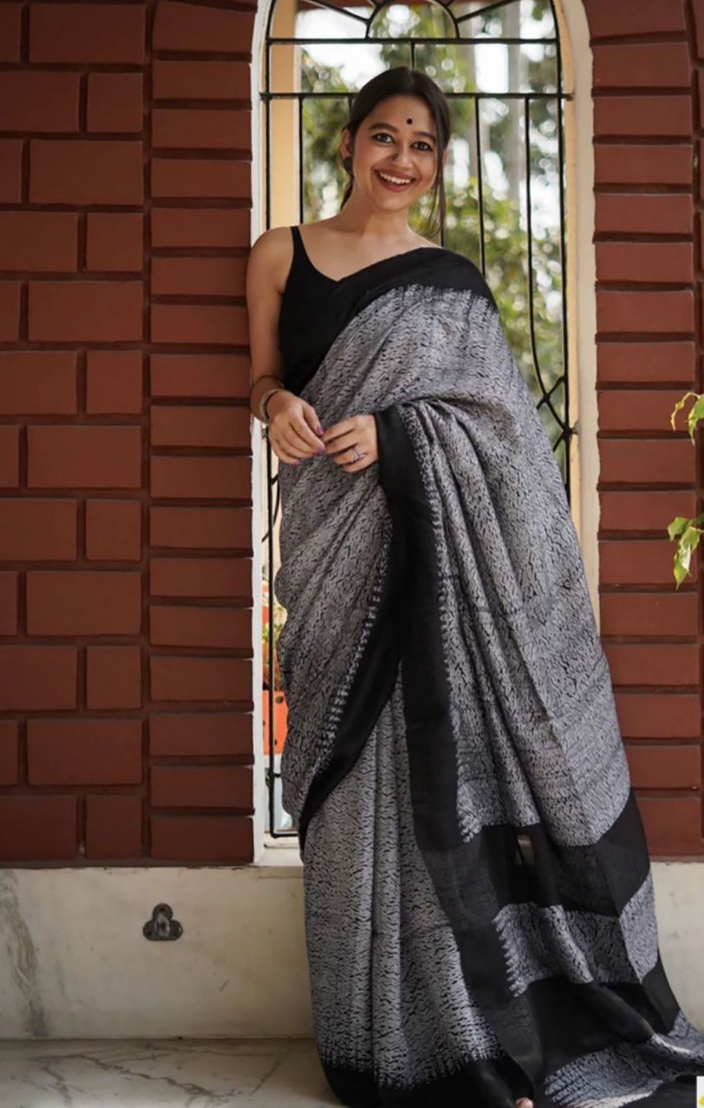 Jade Black Maheshawari Cotton Silk Saree - Shop authentic Indian Women's Fashion by Silk Folks