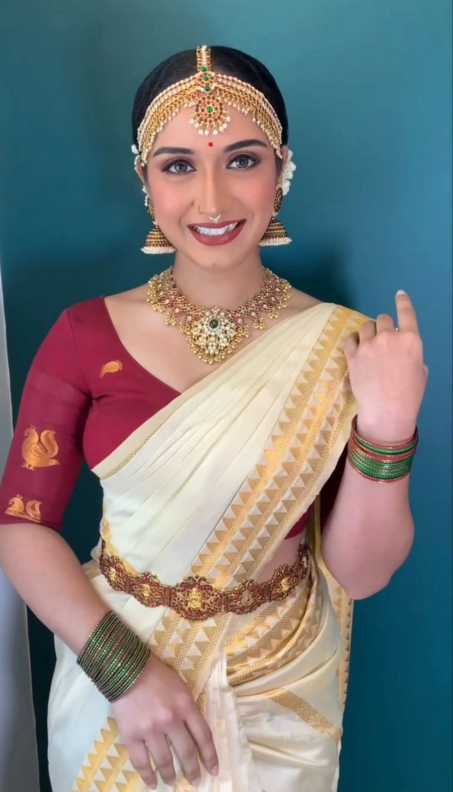 Gratifying Off White Soft Silk Saree With Phenomenal Blouse Piece - Shop authentic Indian Women's Fashion by Silk Folks