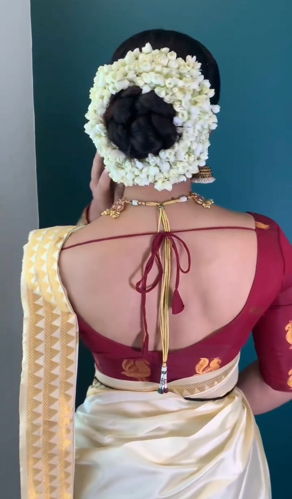Gratifying Off White Soft Silk Saree With Phenomenal Blouse Piece - Shop authentic Indian Women's Fashion by Silk Folks
