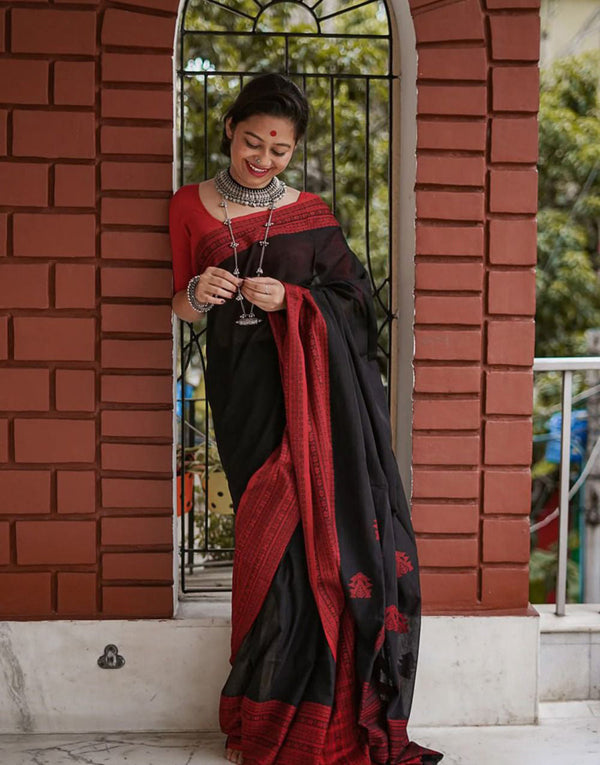 Susurrous Black Cotton Silk Saree With Vestigial Blouse Piece - Shop authentic Indian Women's Fashion by Silk Folks