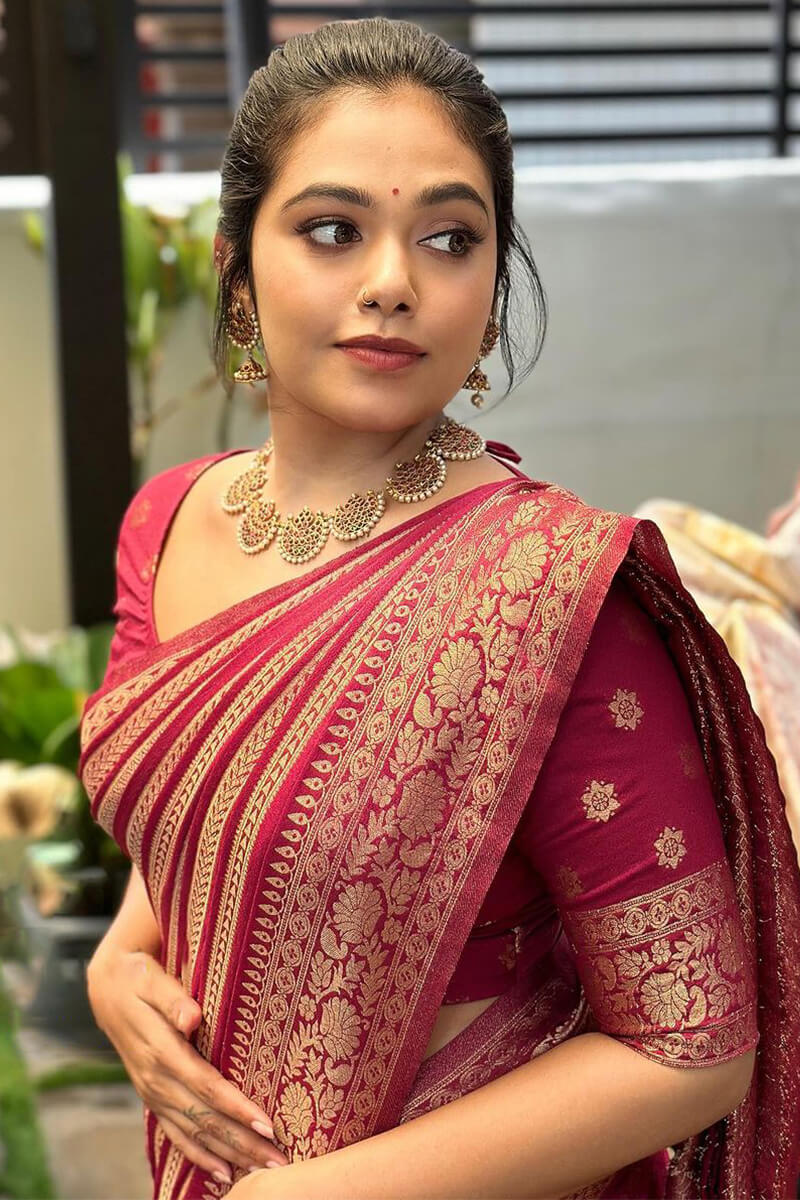 Assemblage Dark Pink Soft Silk Saree With Flaunt Blouse Piece - Shop authentic Indian Women's Fashion by Silk Folks
