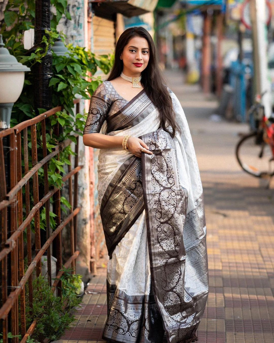 Eye-catching Off White Soft Silk Saree With Beautiful Blouse Piece - Shop authentic Indian Women's Fashion by Silk Folks