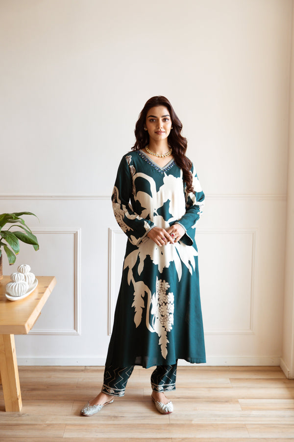 Women's Rama Green Rayon Kurta Palazzo Set - Shop authentic Indian Women's Fashion by Nehamta