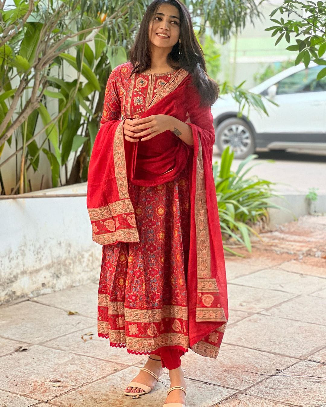 Variant image